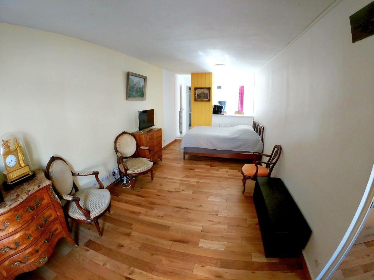 Appartement en plein cœur de Milly-la-Forêt Extérieur photo